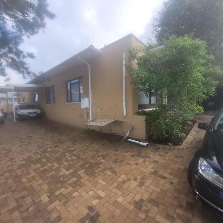Zenith House Boston Self Catering Accomodation Cape Town Bagian luar foto