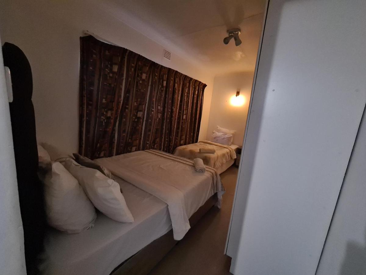 Zenith House Boston Self Catering Accomodation Cape Town Bagian luar foto